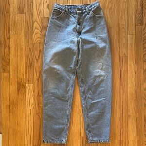 Levi’s 25 vintage 560’s RARE orange tab altered, great silhouette, great cond